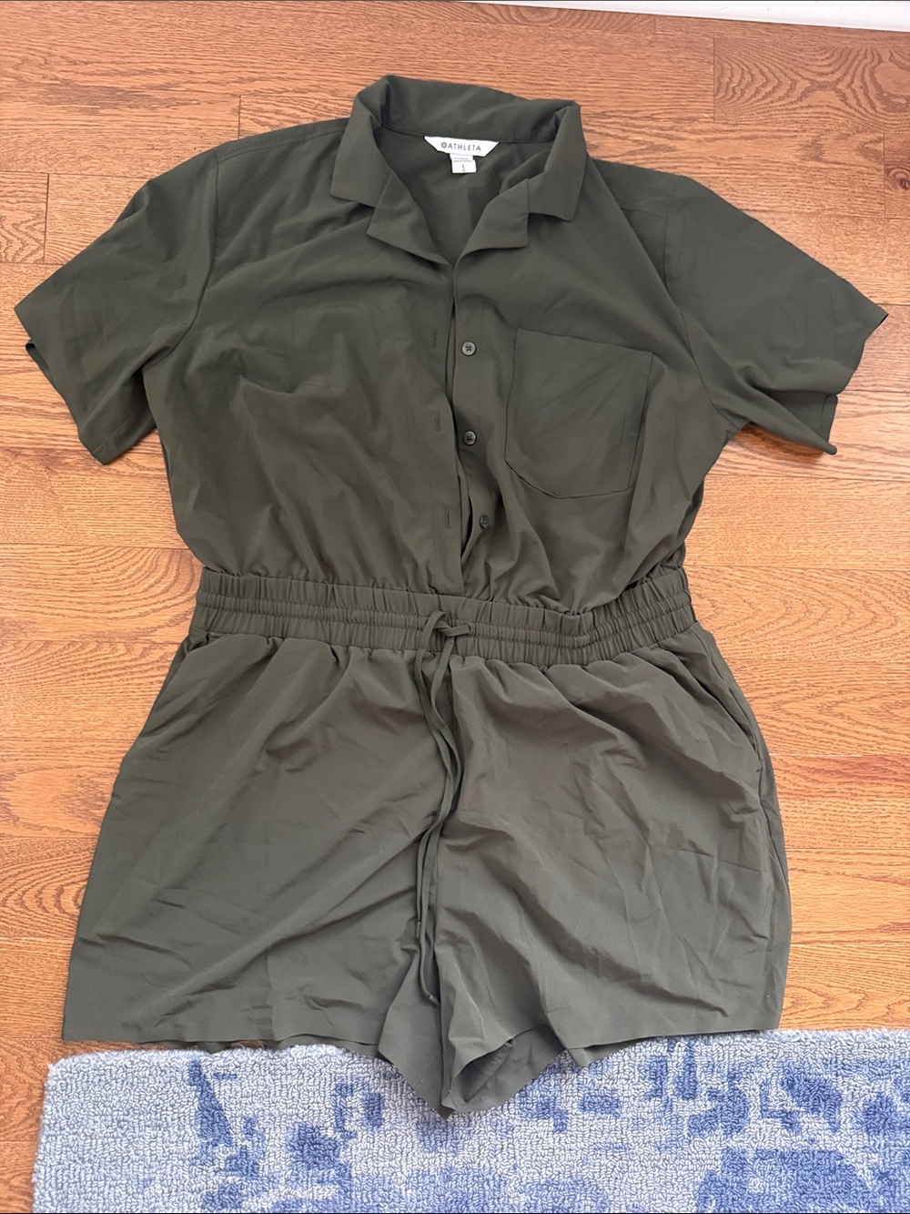 Athleta Olive Green Short-Sleeve Romper